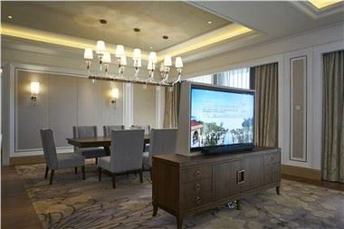 Hótel viðarskápur